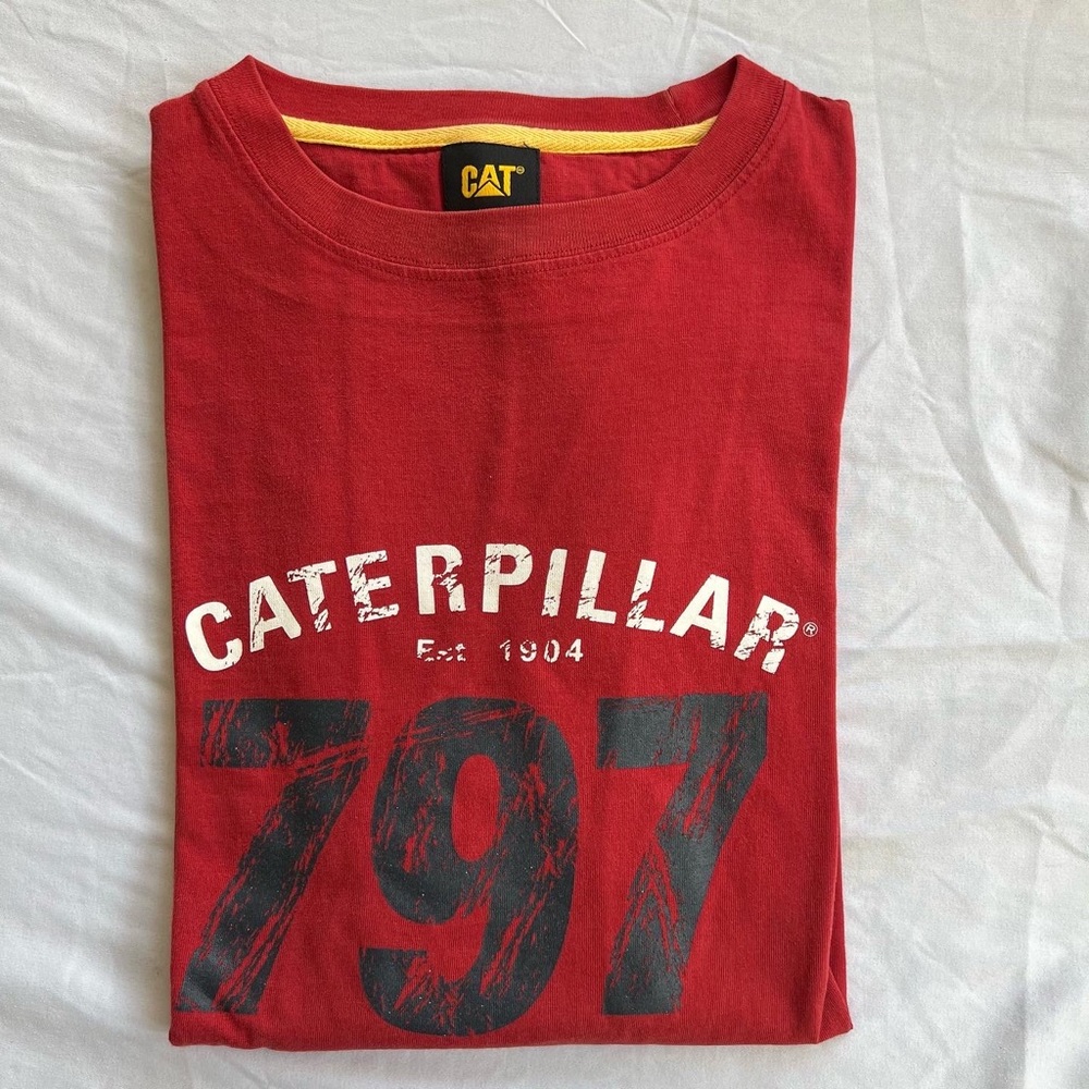 Caterpillar est 1904 tee